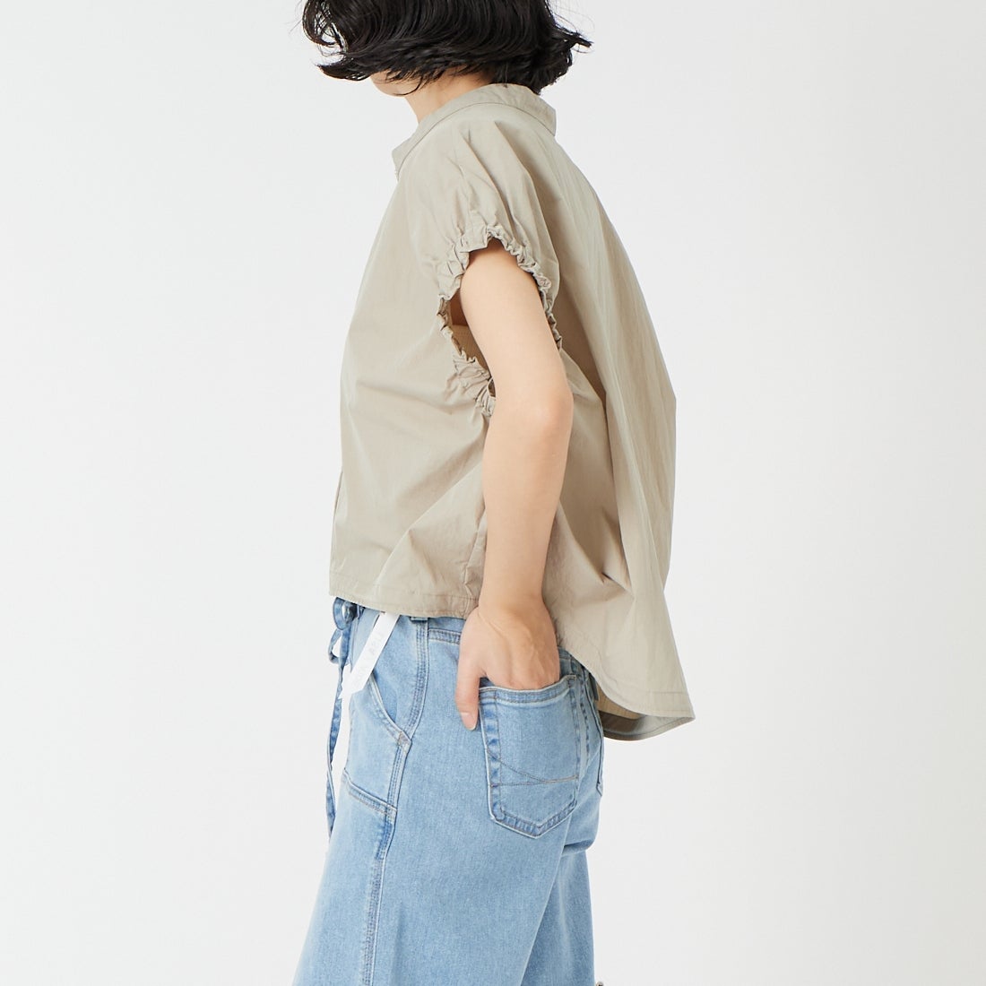 DIGNITE COLLIER [ディニテコリエ] ショートスナップブラウス [80268705] 001 ｸﾞﾚｰ &&モデル身長：162cm 着用サイズ：F&&