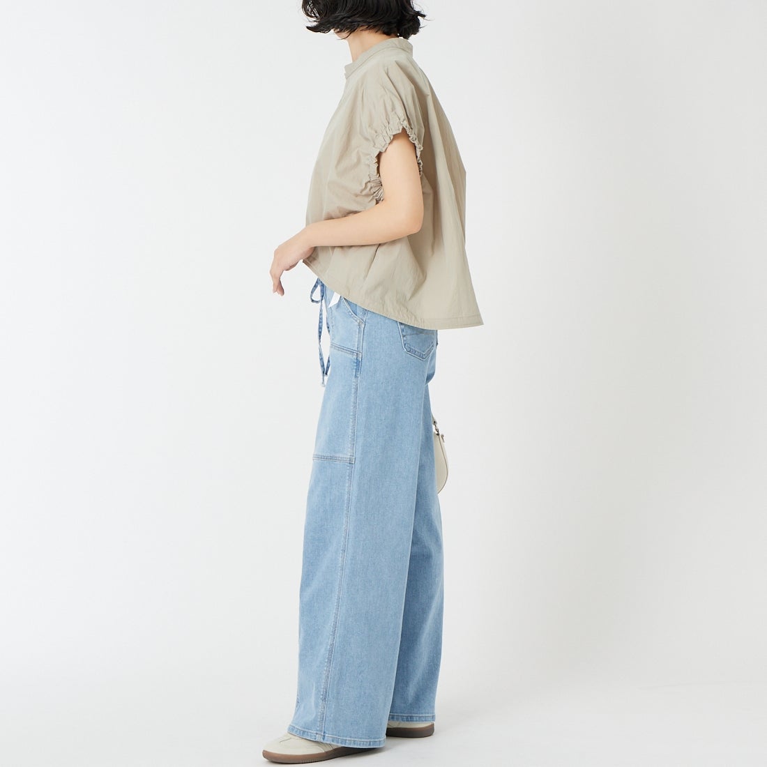 DIGNITE COLLIER [ディニテコリエ] ショートスナップブラウス [80268705] 001 ｸﾞﾚｰ &&モデル身長：162cm 着用サイズ：F&&