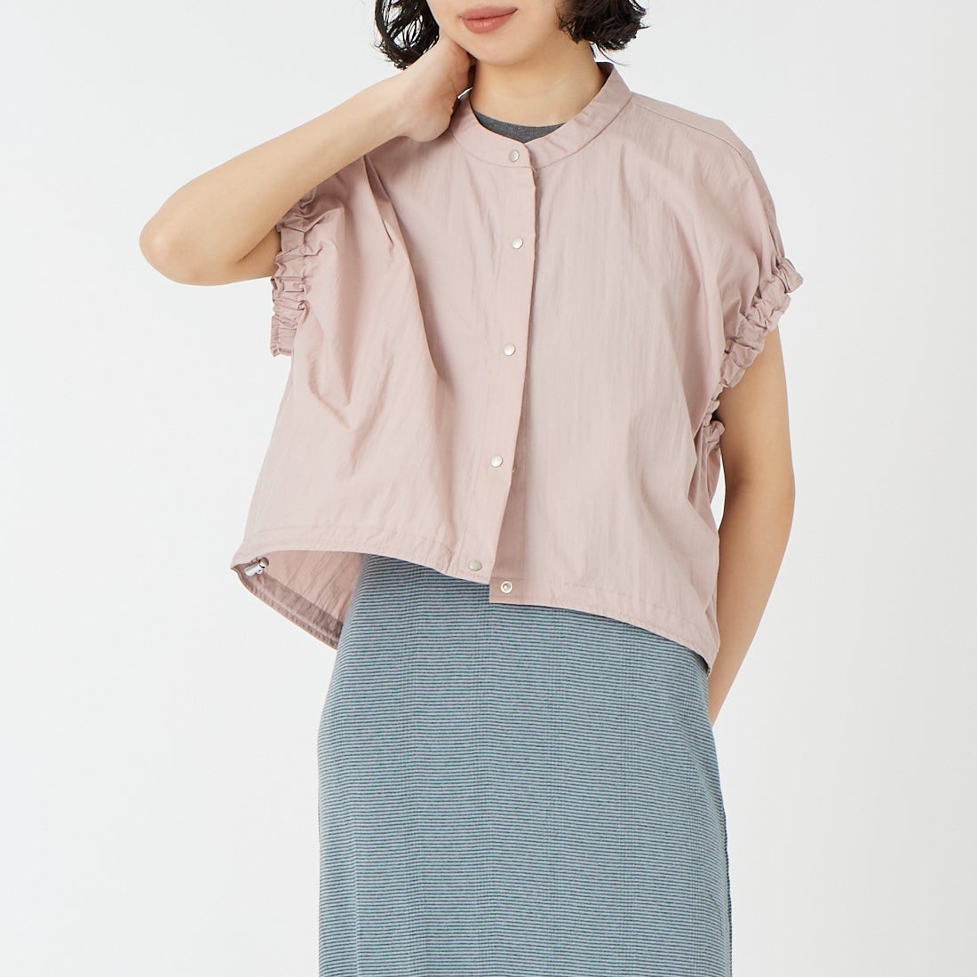 DIGNITE COLLIER [ディニテコリエ] ショートスナップブラウス [80268705] 013 ﾋﾟﾝｸ &&モデル身長：162cm 着用サイズ：F&&