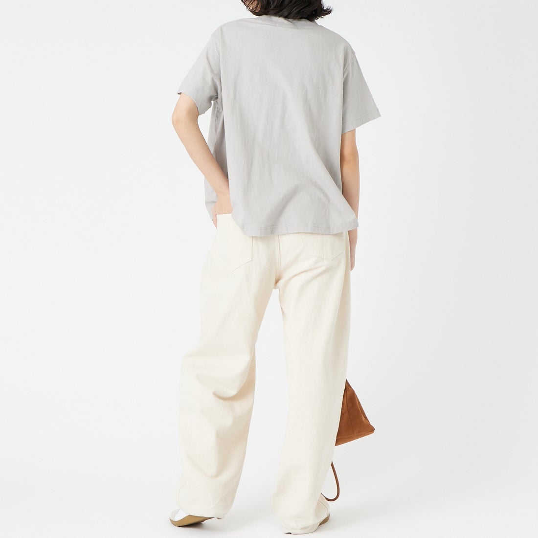 tumugu: [ツムグ] ラフィ天竺 プリントT [TC26102] 80 LT.GRAY &&モデル身長：162cm 着用サイズ：F&&