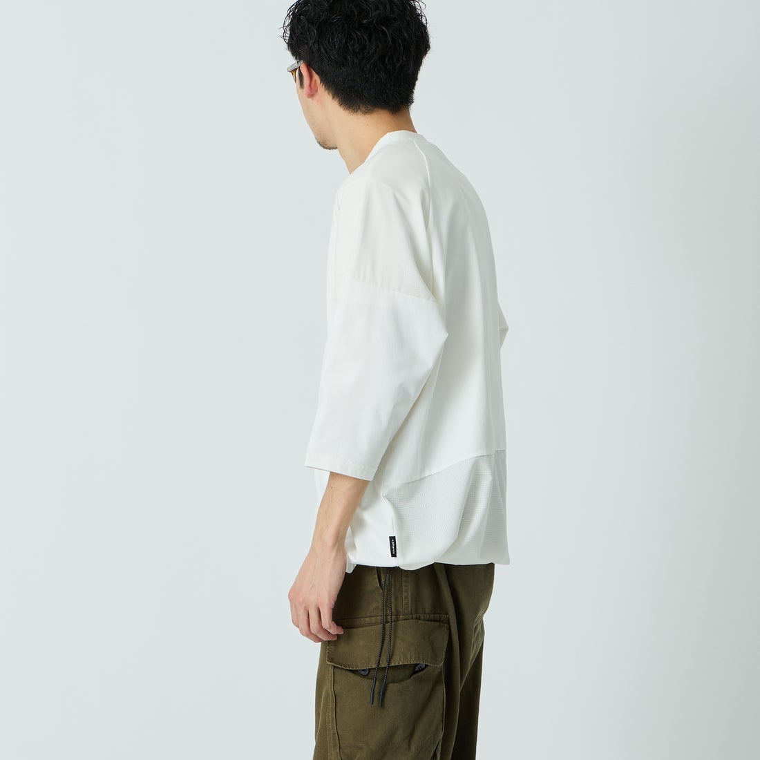 +phenix [プラスフェニックス] 別注 エアメッシュコンビ 7分袖Tシャツ [POT-26015IN-JF] WHITE &&モデル身長：168cm 着用サイズ：L&&