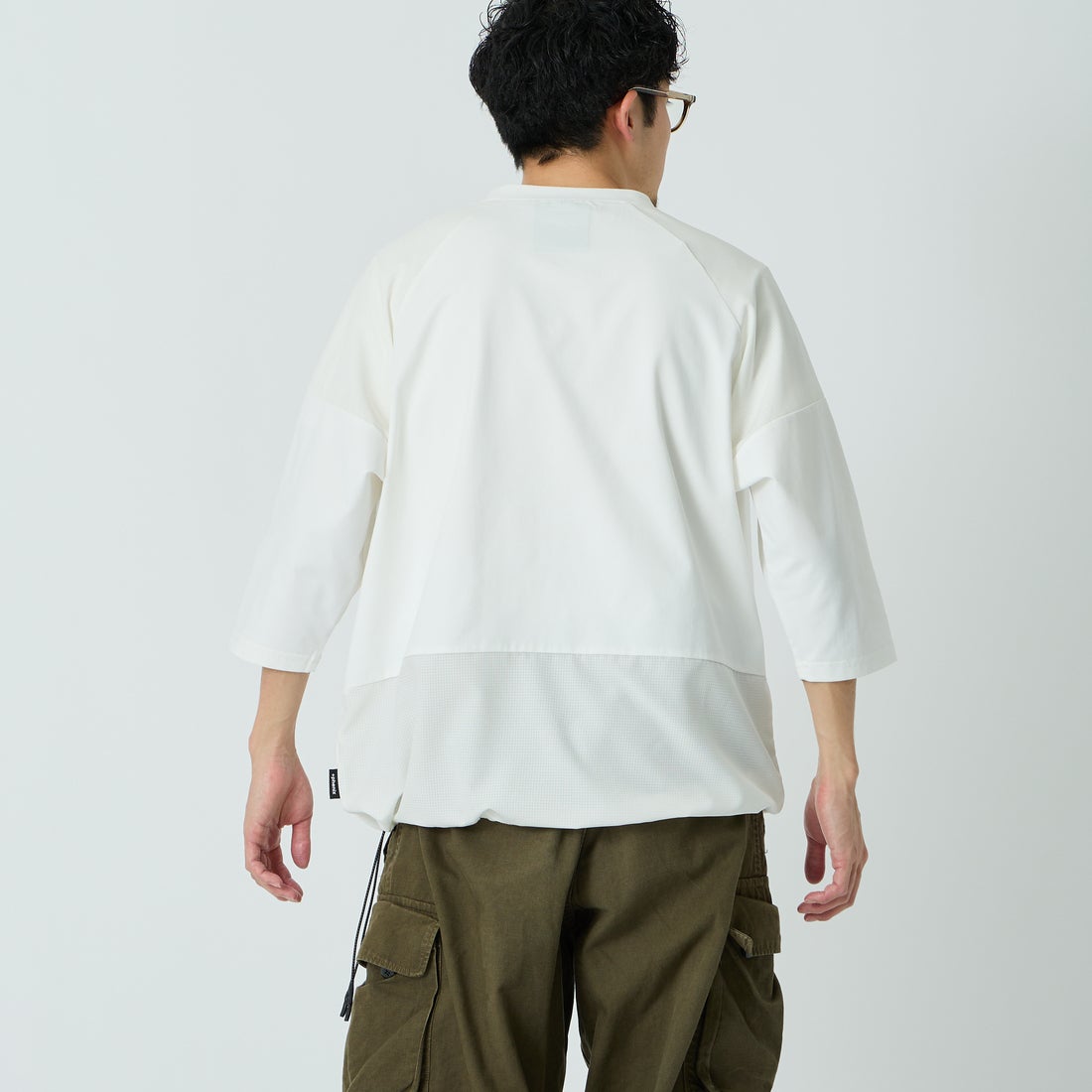 +phenix [プラスフェニックス] 別注 エアメッシュコンビ 7分袖Tシャツ [POT-26015IN-JF] WHITE &&モデル身長：168cm 着用サイズ：L&&