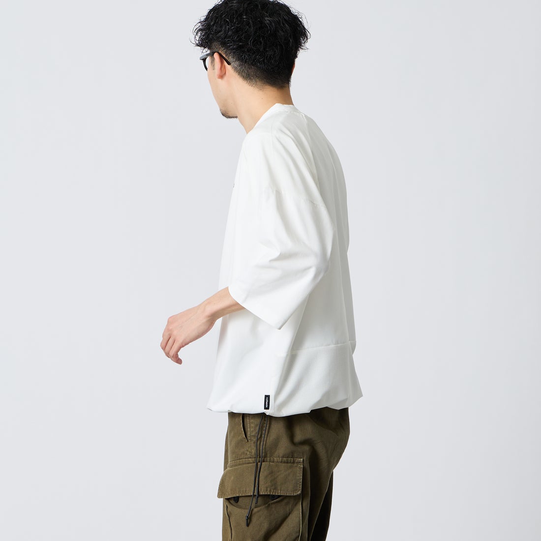 +phenix [プラスフェニックス] 別注 エアメッシュコンビ 7分袖Tシャツ [POT-26015IN-JF] WHITE &&モデル身長：168cm 着用サイズ：L&&