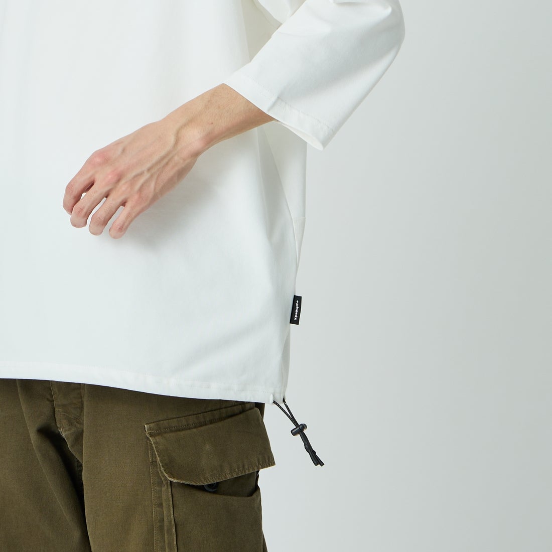 +phenix [プラスフェニックス] 別注 エアメッシュコンビ 7分袖Tシャツ [POT-26015IN-JF] WHITE &&モデル身長：168cm 着用サイズ：L&&