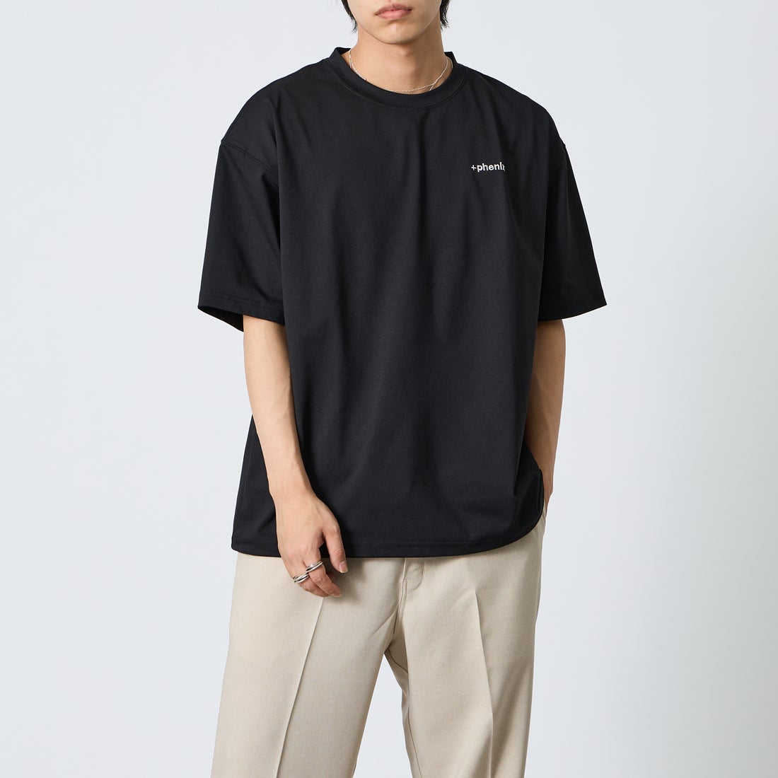 BLACK&&モデル身長：179cm 着用サイズ：XL&&