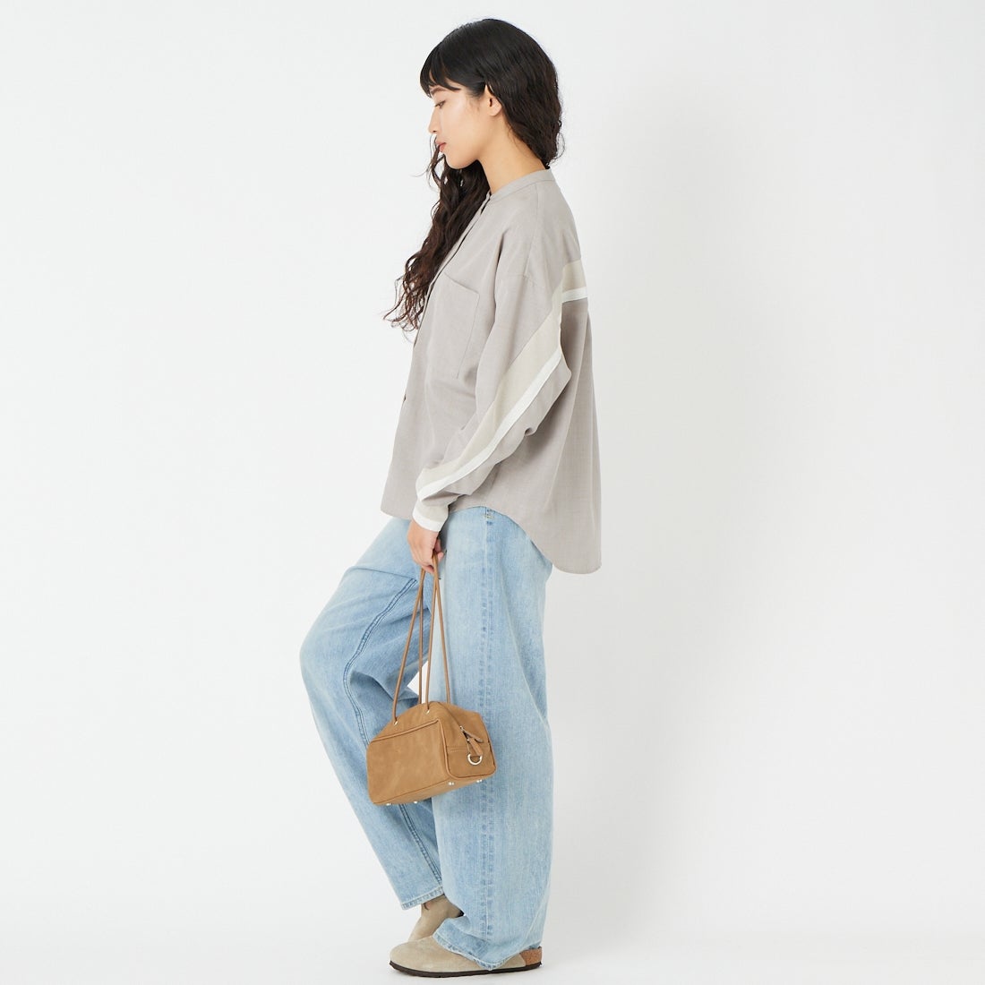 Jf Ready Made [ジェイエフレディメイド] 麻調バックヨークテープ切替ブラウス [4126126] ｸﾞﾚｰ &&モデル身長：162cm 着用サイズ：F&&