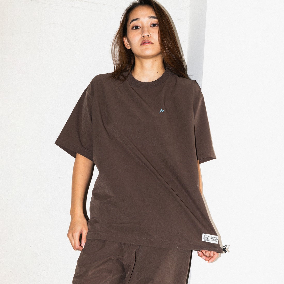 Marmot [マーモット] 別注 Dot Air バックプリント ショートスリーブTシャツ [MTSS26MTP333IN-JF] BROWN