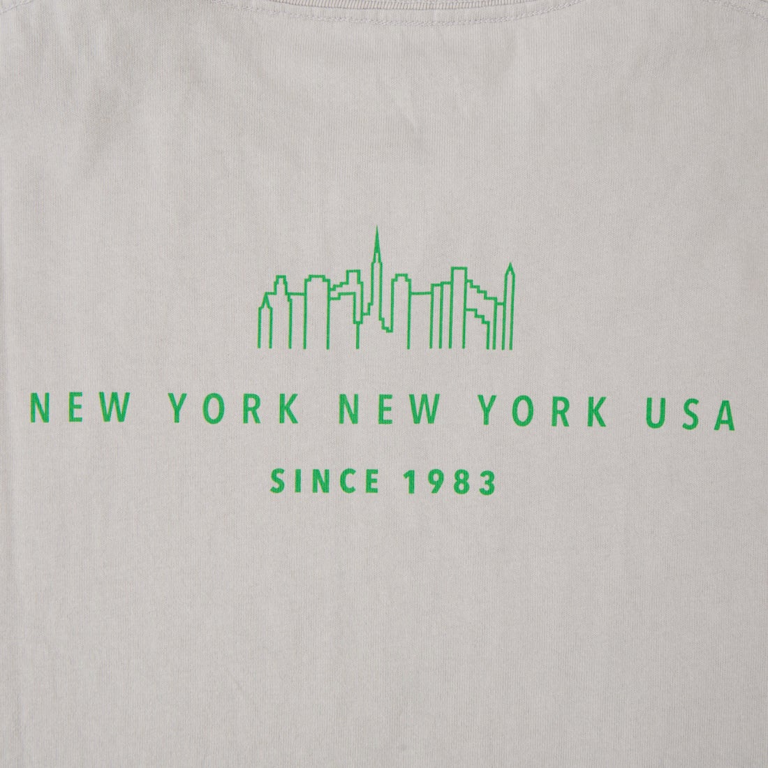 MANHATTAN PORTAGE [マンハッタンポーテージ] 別注 ショート丈 ロゴプリントTシャツ [26SSMP-INL017-JF] L.GRAY