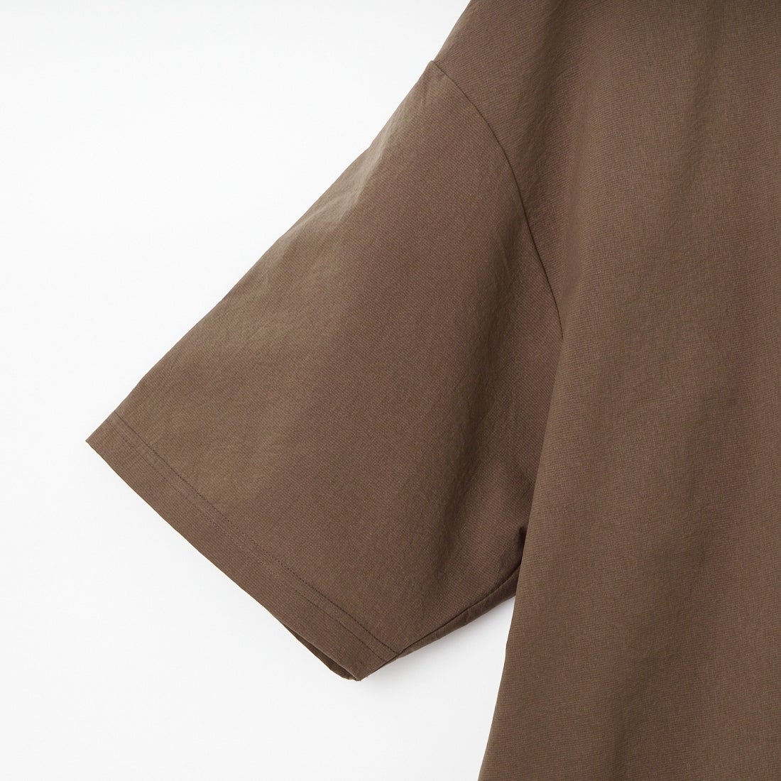 Marmot [マーモット] 別注 Dot Air バックプリント ショートスリーブTシャツ [MTSS26MTP333IN-JF] BROWN