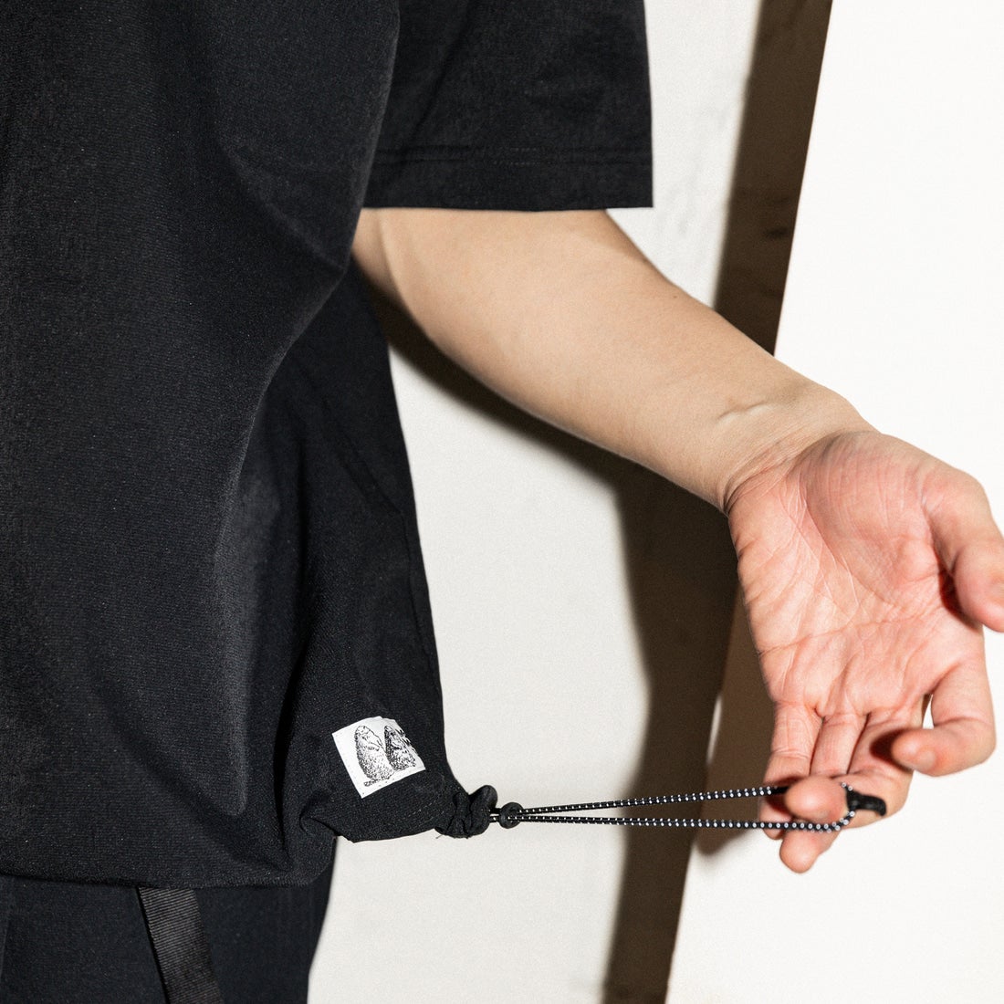 Marmot [マーモット] 別注 Dot Air バックプリント ショートスリーブTシャツ [MTSS26MTP333IN-JF] BLACK