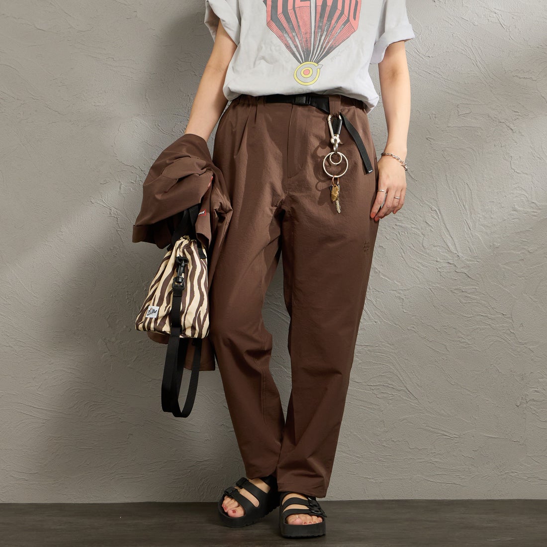 BROWN&&モデル身長：160cm 着用サイズ：S&&