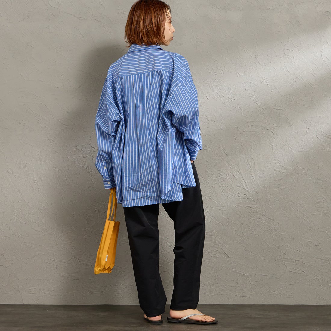 Marmot [マーモット] 別注 Dot Air ワンポイント刺繍ロゴ タックパンツ [MTSS26MPT334IN-JF] BLACK &&モデル身長：158cm 着用サイズ：S&&