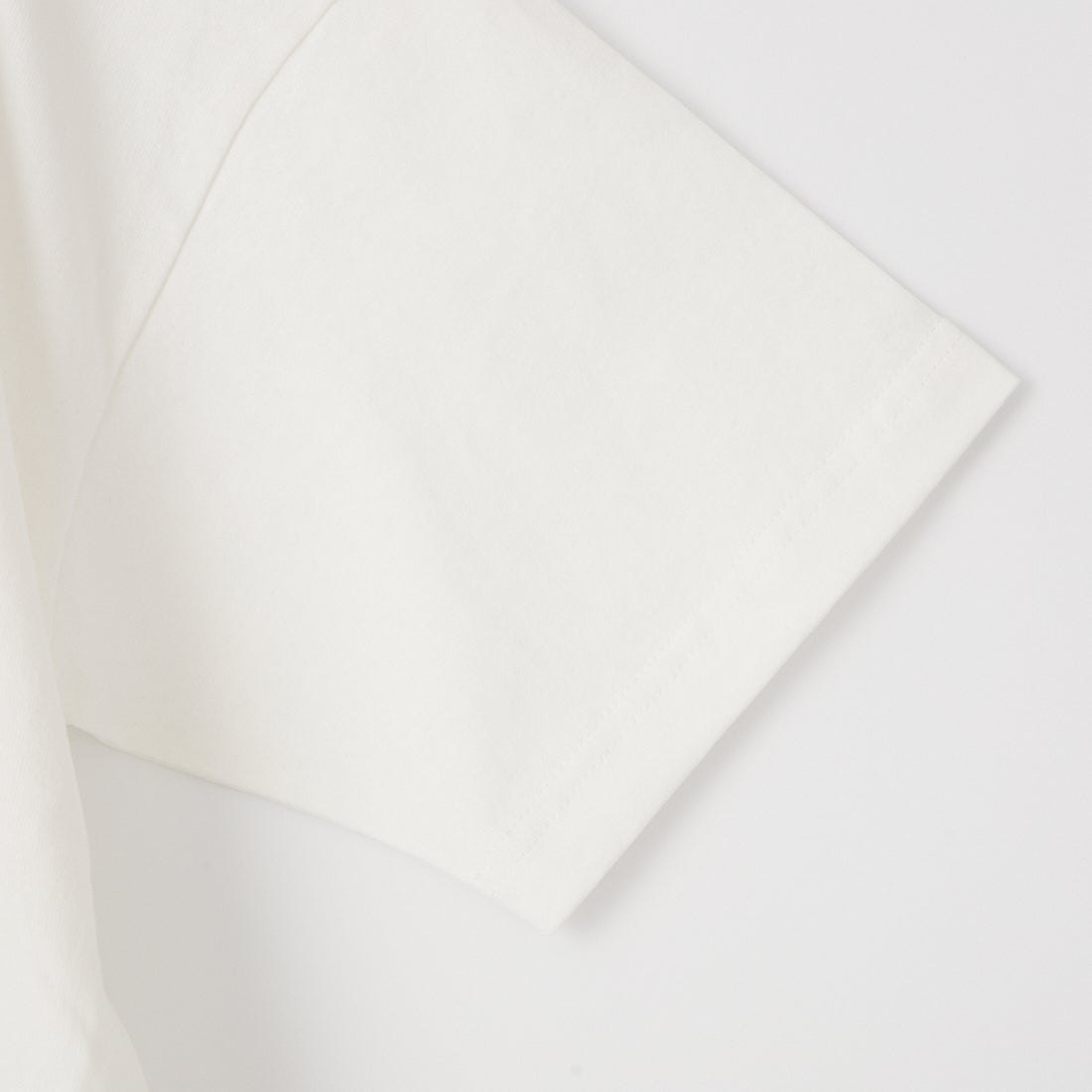 MANHATTAN PORTAGE [マンハッタンポーテージ] 別注 ショート丈 フォトプリントTシャツ [26SSMP-INL019-JF] WHITE