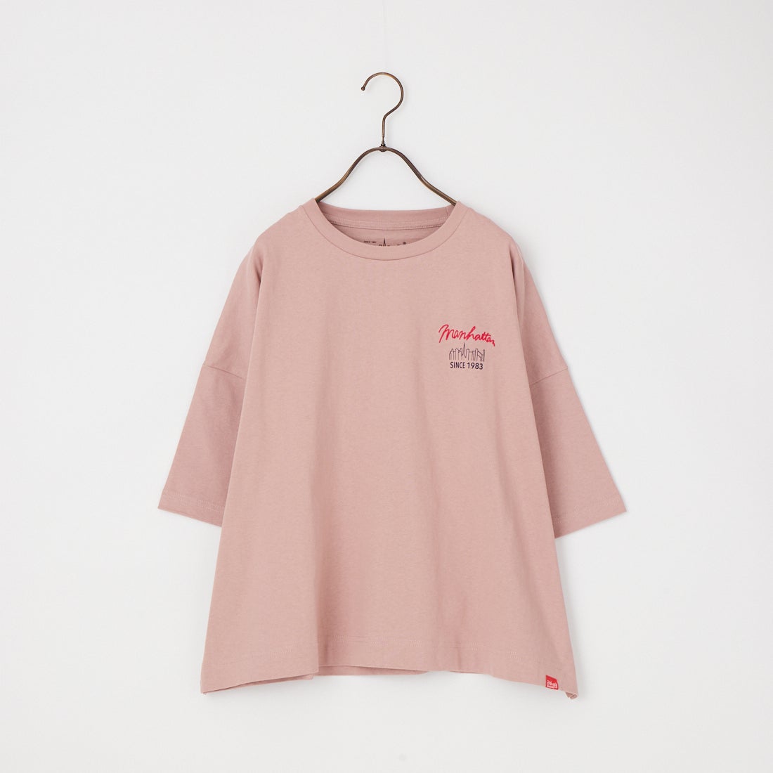 MANHATTAN PORTAGE [マンハッタンポーテージ] 別注 ショート丈 バックプリントTシャツ [26SSMP-INL018-JF] PINK