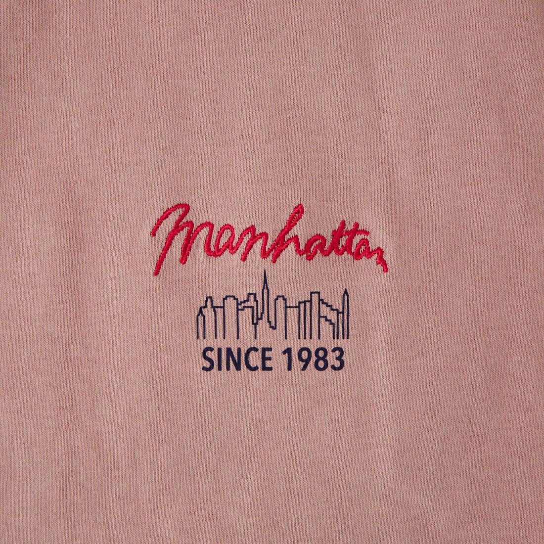 MANHATTAN PORTAGE [マンハッタンポーテージ] 別注 ショート丈 バックプリントTシャツ [26SSMP-INL018-JF] PINK