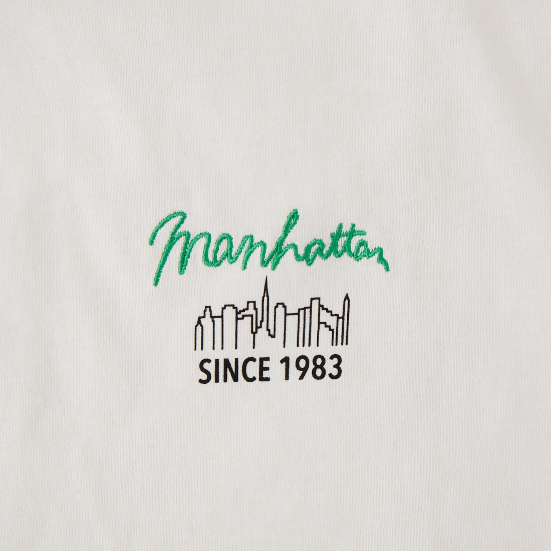 MANHATTAN PORTAGE [マンハッタンポーテージ] 別注 ショート丈 バックプリントTシャツ [26SSMP-INL018-JF] WHITE