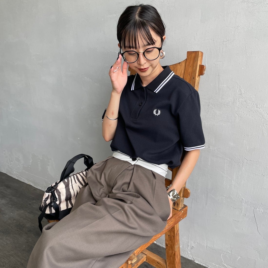 350 BLACK&&モデル身長：150cm 着用サイズ：10&&