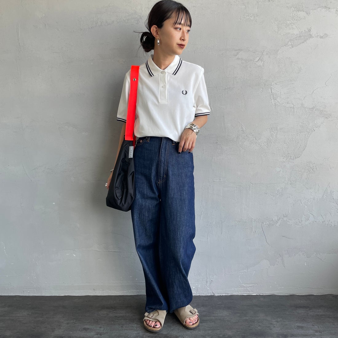 FRED PERRY [フレッドペリー] ツインティップ フレッドペリーシャツ [G3600] 17B SNOW W &&モデル身長：150cm 着用サイズ：10&&