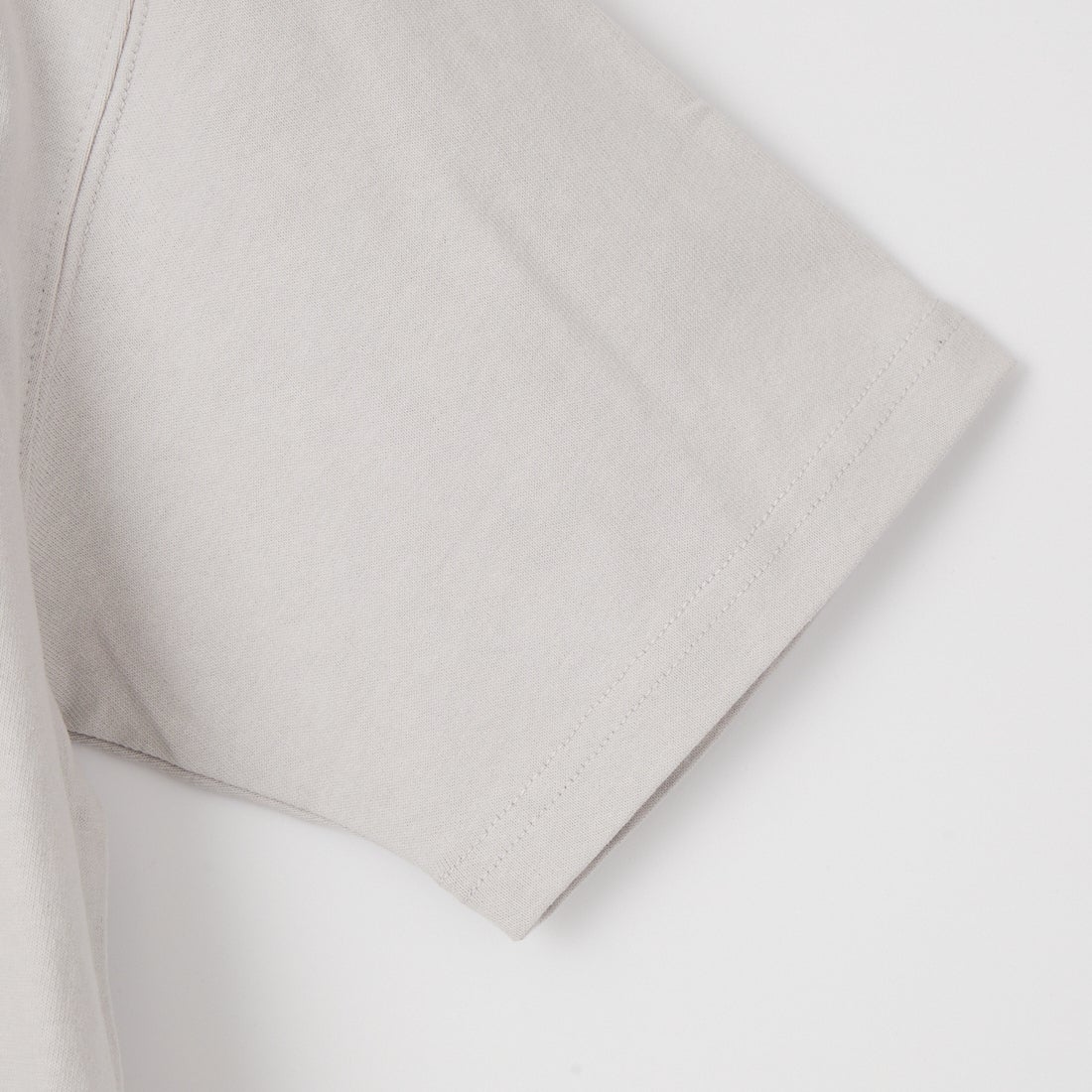 MANHATTAN PORTAGE [マンハッタンポーテージ] 別注 ポケット刺繍 バックプリントTシャツ [26SSMP-IN78-JF] L.GRAY