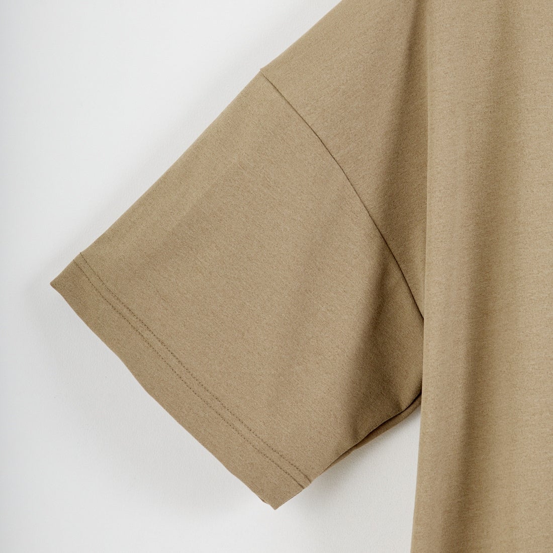 Marmot [マーモット] 別注 ブランドロゴ バックプリント ワンピース [MTSS26WST340IN-JF] D.BEIGE