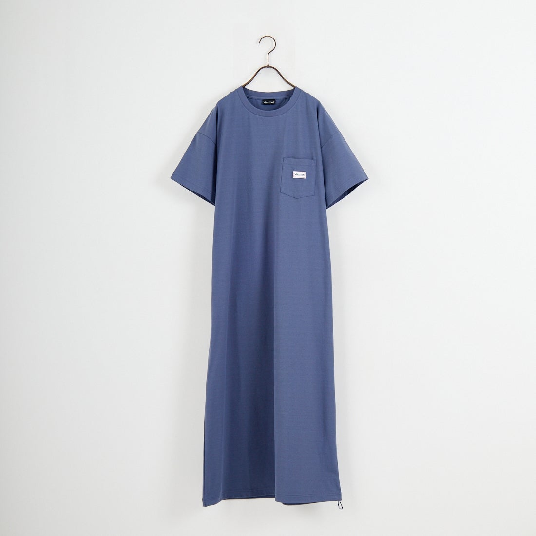 Marmot [マーモット] 別注 ブランドロゴ バックプリント ワンピース [MTSS26WST340IN-JF] INDIGO