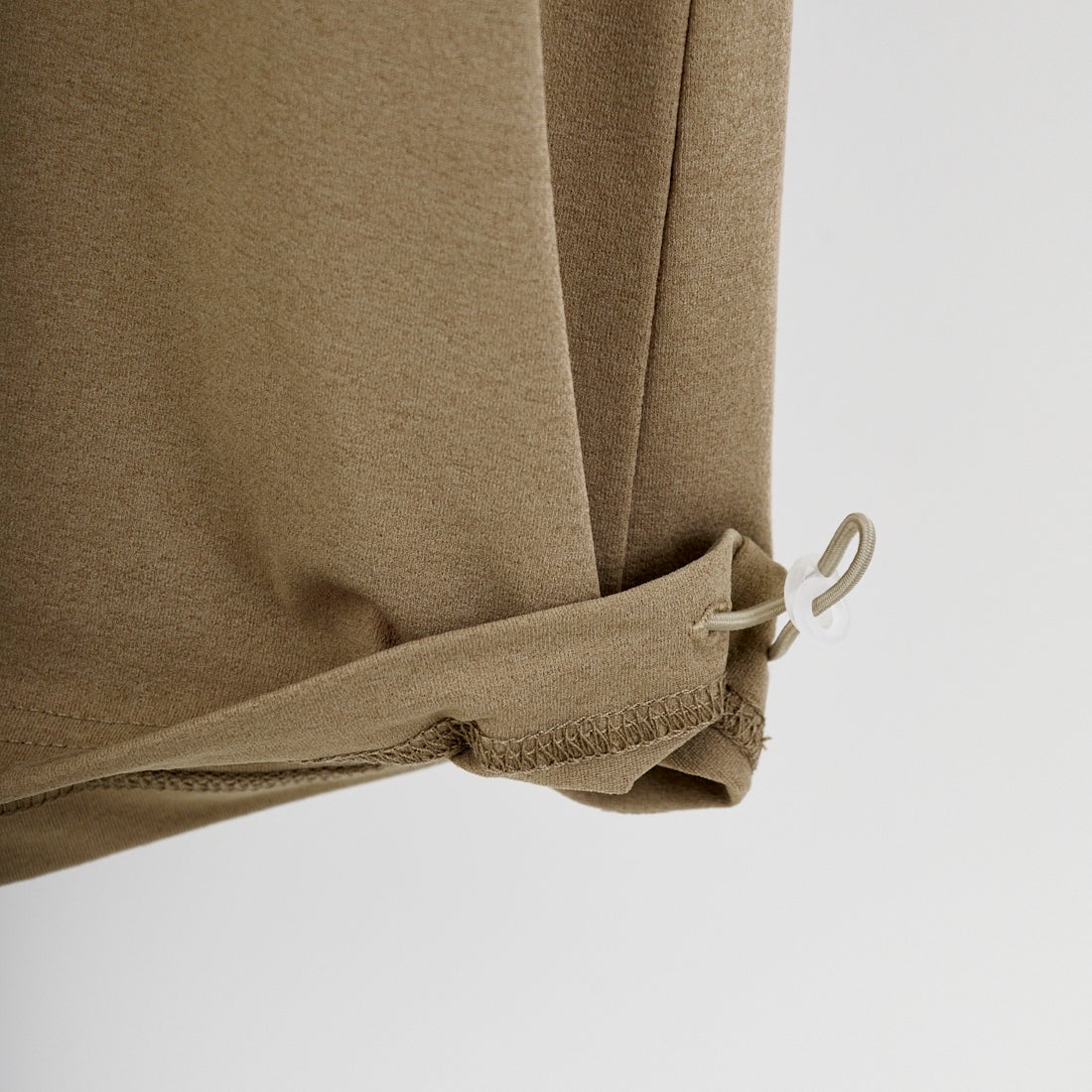 Marmot [マーモット] 別注 ブランドロゴ バックプリント ワンピース [MTSS26WST340IN-JF] D.BEIGE