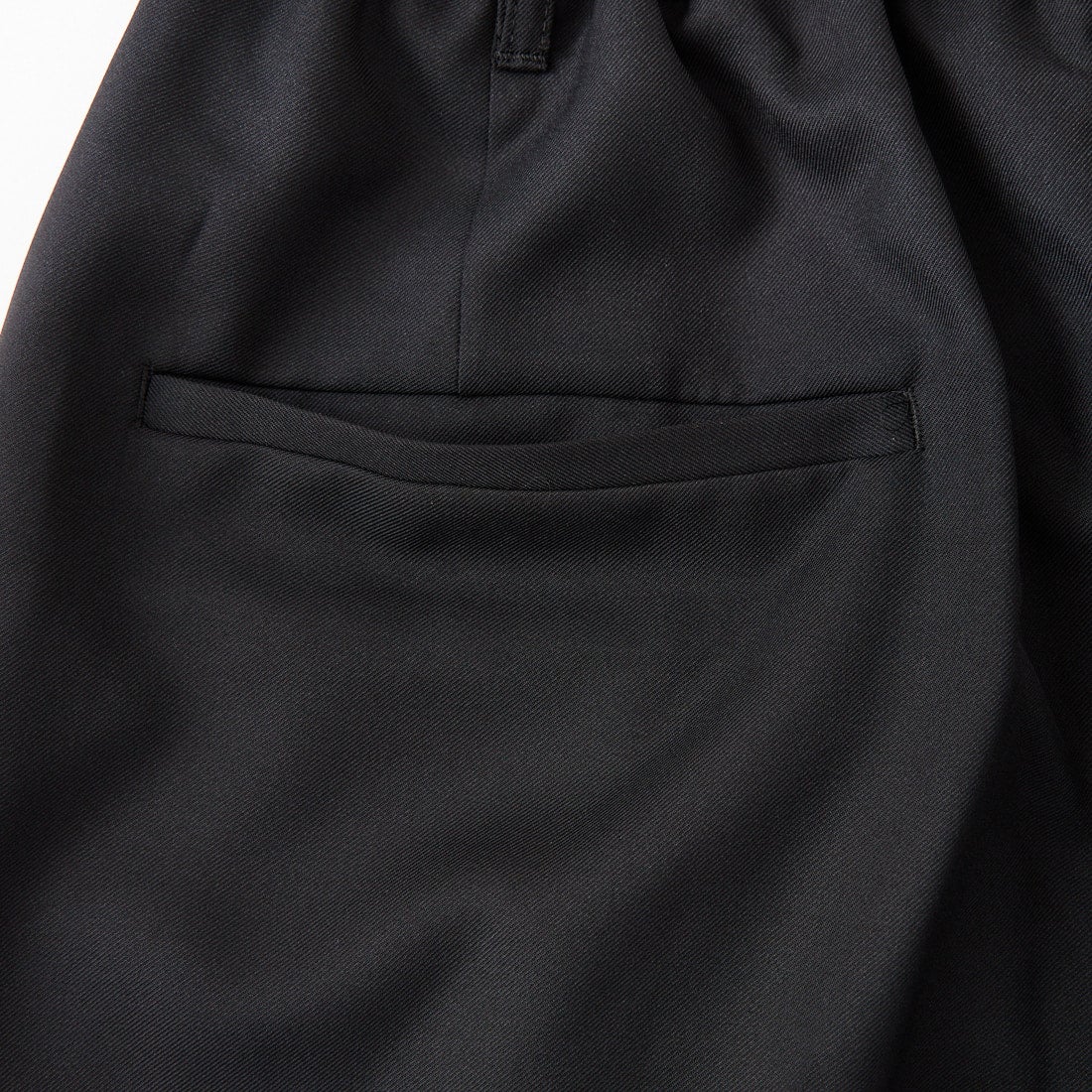 amne [アンヌ] ギャバジンホエールスラックス [AMN-PT-046] BLACK