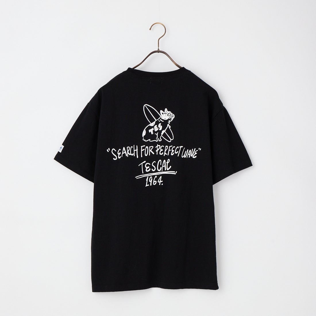 The Endless Summer [エンドレスサマー] 別注 手書き風ロゴ BUHIバックプリントTシャツ [FH-26574500-JF] BLACK