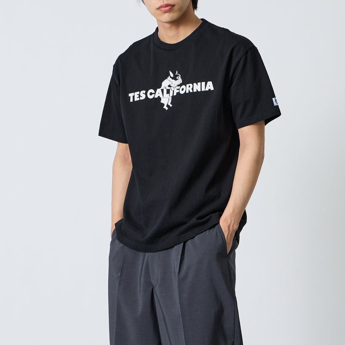 BLACK&&モデル身長：179cm 着用サイズ：XL&&