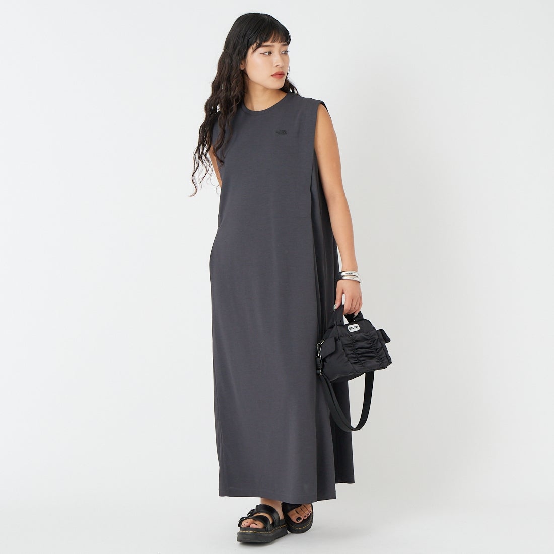 AG&&モデル身長：162cm 着用サイズ：L/XL&&