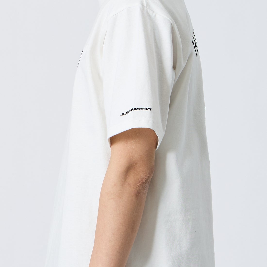 HIROSHIMA CARP × JEANSFACTORY [ヒロシマカープ × ジーンズファクトリー] 広島東洋カープ コラボ刺繍Tシャツ [6547001] 07 A WHT M