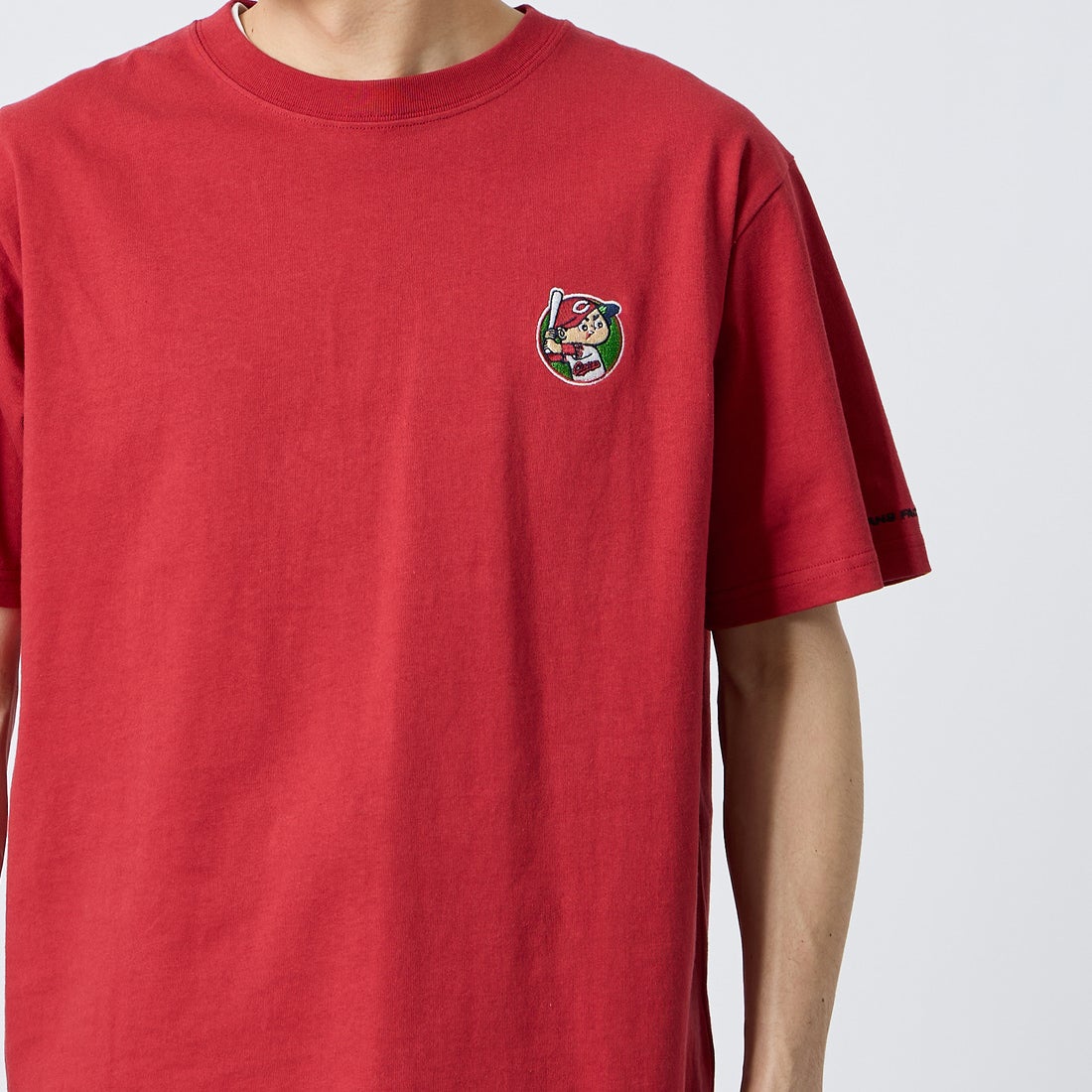 HIROSHIMA CARP × JEANSFACTORY [ヒロシマカープ × ジーンズファクトリー] 広島東洋カープ コラボ刺繍Tシャツ [6547001] 12 A RED M