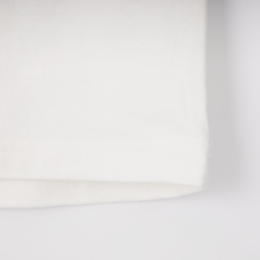 HIROSHIMA CARP × JEANSFACTORY [ヒロシマカープ × ジーンズファクトリー] 広島東洋カープ コラボ刺繍Tシャツ [6547001] 07 A WHT M