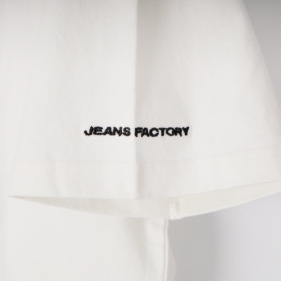 HIROSHIMA CARP × JEANSFACTORY [ヒロシマカープ × ジーンズファクトリー] 広島東洋カープ コラボ刺繍Tシャツ [6547001] 07 A WHT M