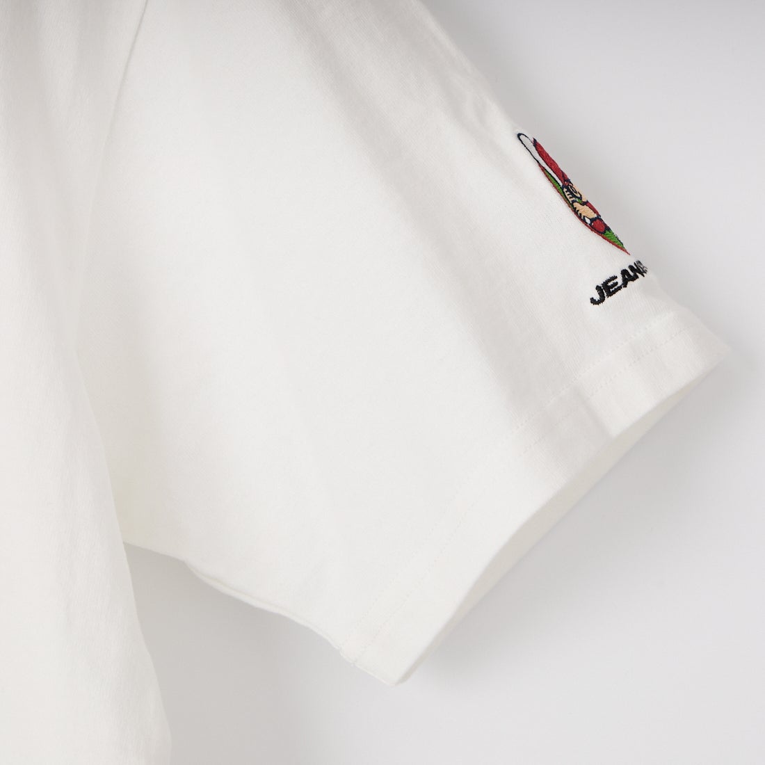 HIROSHIMA CARP × JEANSFACTORY [ヒロシマカープ × ジーンズファクトリー] 広島東洋カープ コラボ刺繍Tシャツ [6547001] 06 B WHT C