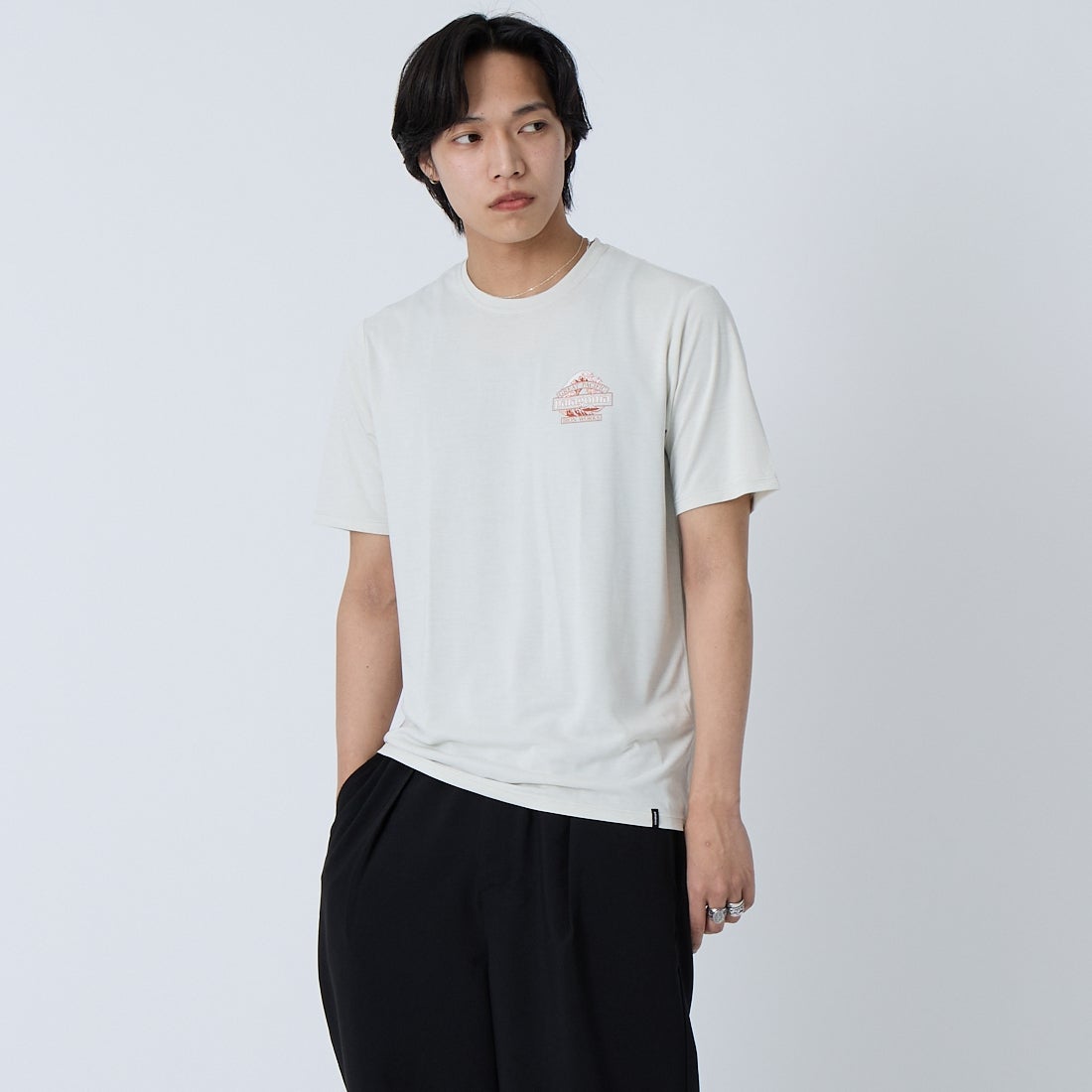 patagonia [パタゴニア] メンズ キャプリーン クールデイリーシャツ(グレート・ウェーブス) [45456] DYWH &&モデル身長：179cm 着用サイズ：S&&