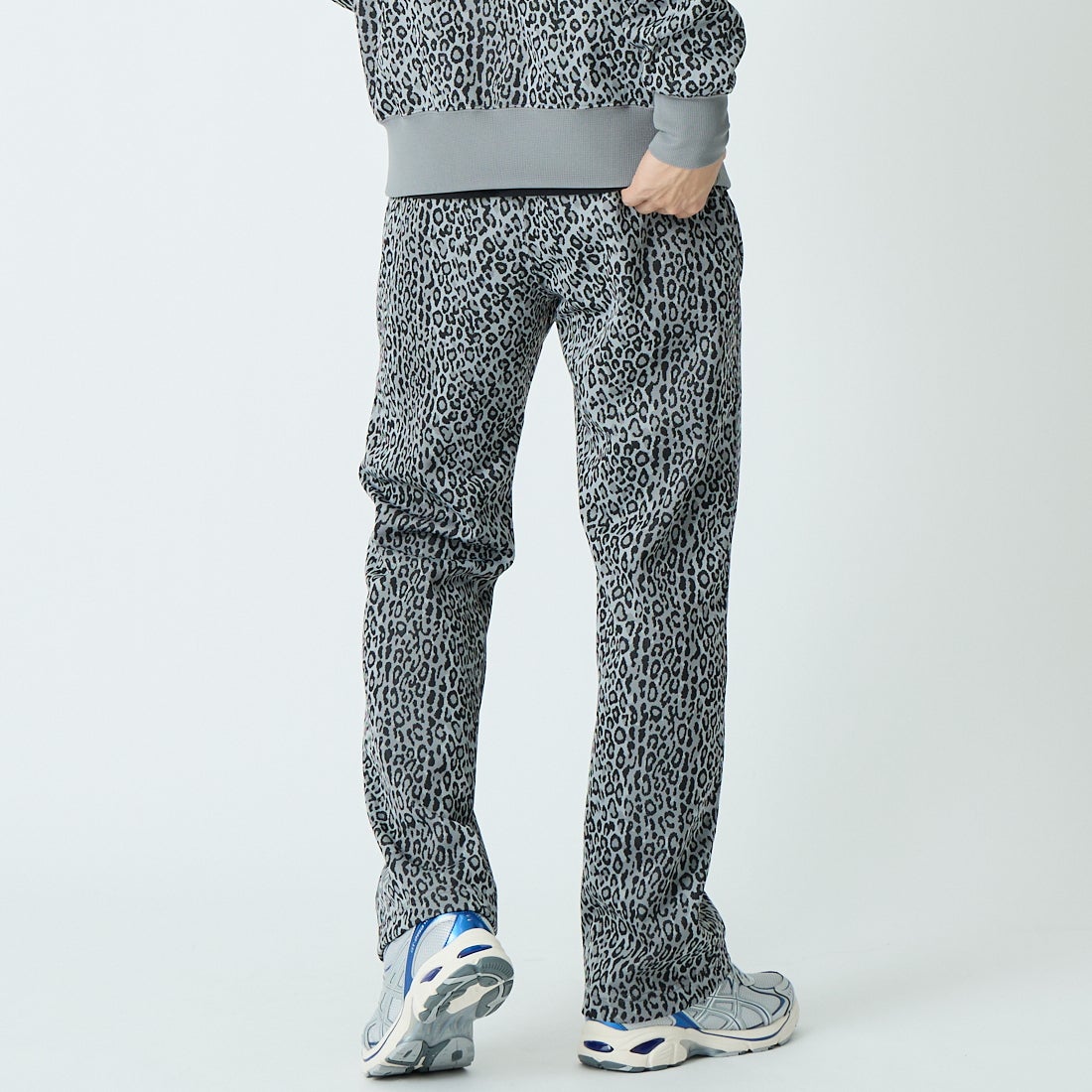 South2West8 [サウスツーウエストエイト] トレーナーパンツ [SX711] B GREY &&モデル身長：179cm 着用サイズ：M&&