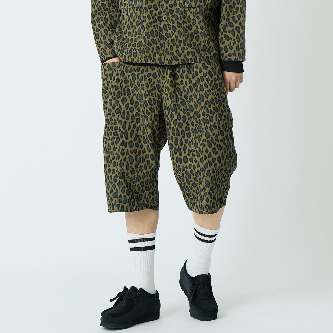 B OLIVE&&モデル身長：179cm 着用サイズ：S&&
