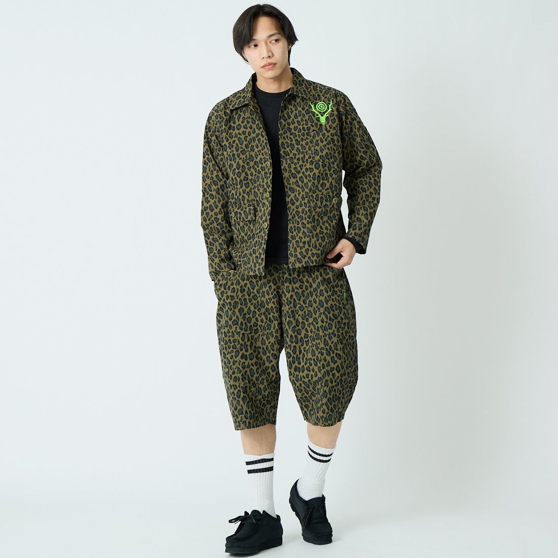 South2West8 [サウスツーウエストエイト] アーミーストリングクロップドパンツ [SX665] B OLIVE &&モデル身長：179cm 着用サイズ：S&&