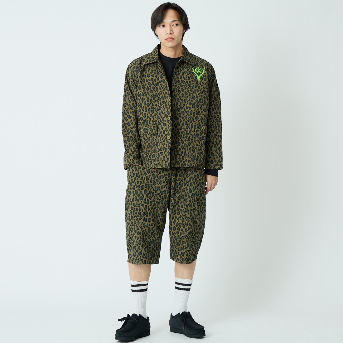 South2West8 [サウスツーウエストエイト] アーミーストリングクロップドパンツ [SX665] B OLIVE &&モデル身長：179cm 着用サイズ：S&&