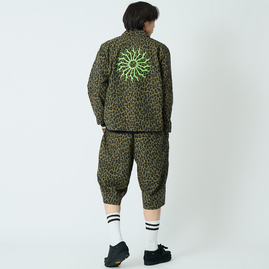 South2West8 [サウスツーウエストエイト] アーミーストリングクロップドパンツ [SX665] B OLIVE &&モデル身長：179cm 着用サイズ：S&&