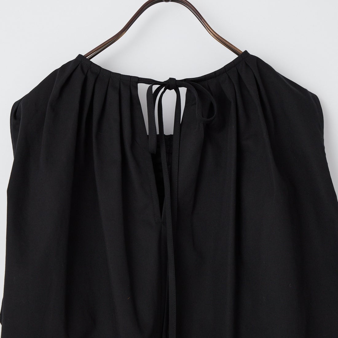 RhodolirioN [ロドリリオン] スリーブレスフリルシャツ [SW1016] B BLACK