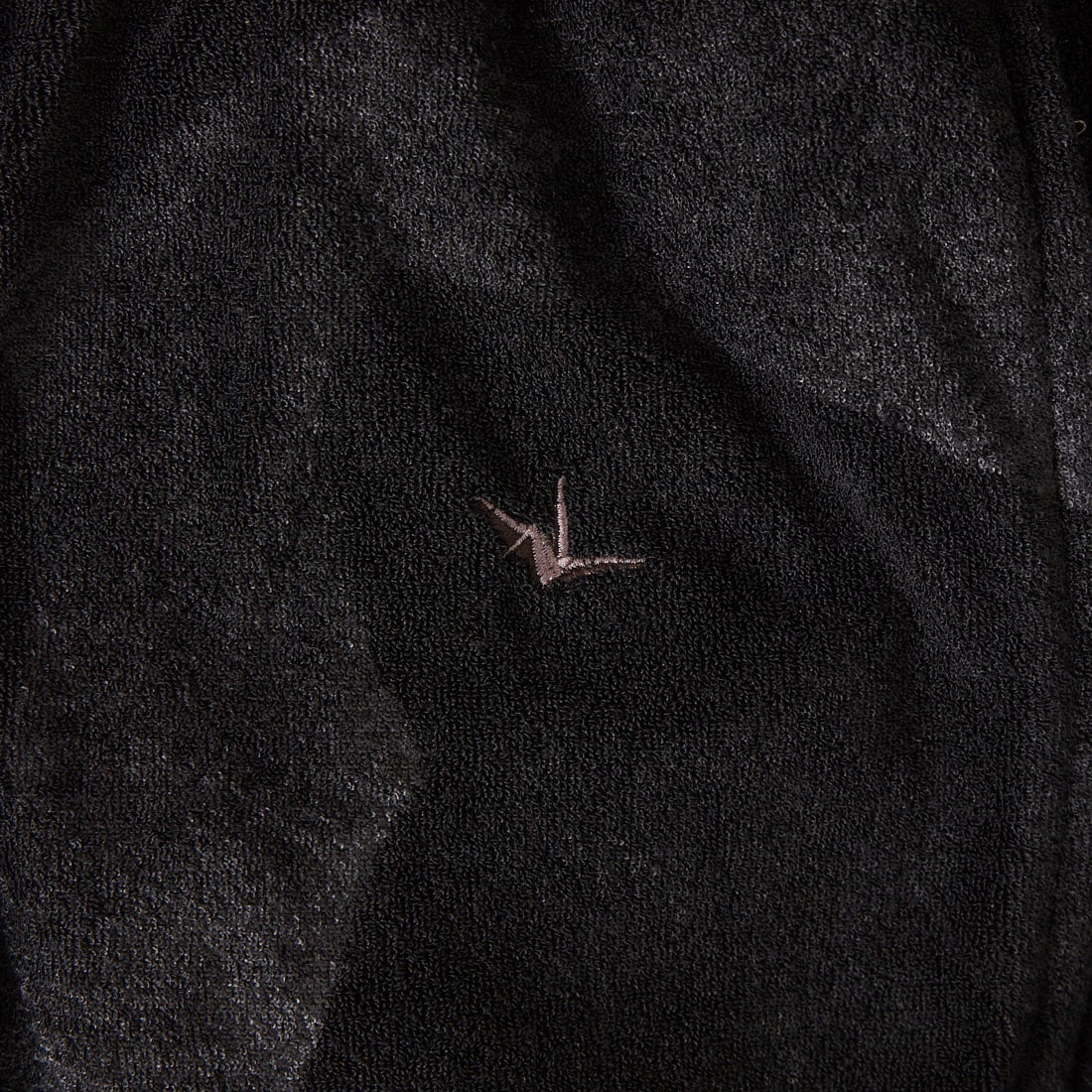 1PIU1UGUALE3 RELAX [ウノ ピゥ ウノ ウグァーレ トレ] カモ柄エンボスパイルジョガーパンツ [USB-26066] SN90 BLACK