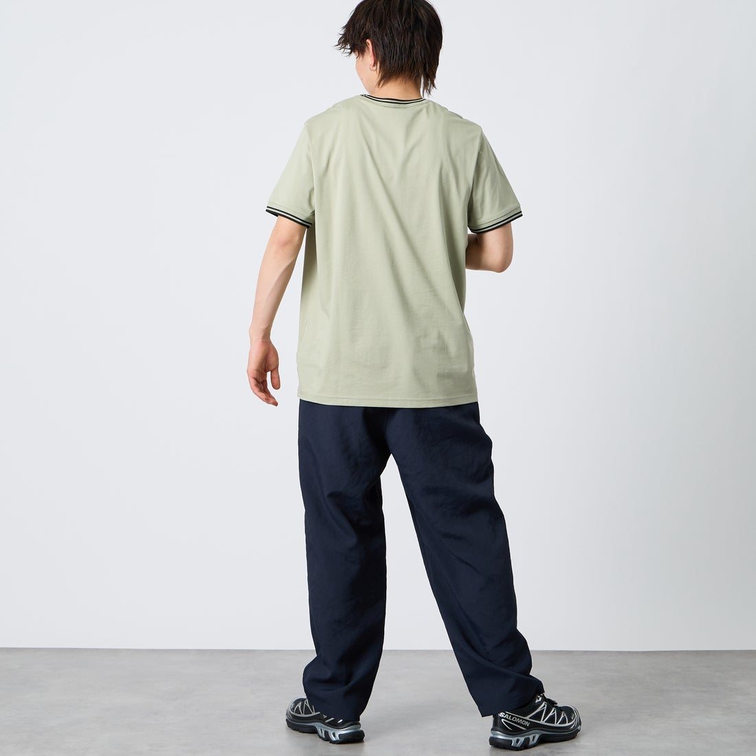 FRED PERRY [フレッドペリー] ツインティップ ショートスリーブTシャツ [M1588V] S23 SEAGRA &&モデル身長：177cm 着用サイズ：L&&