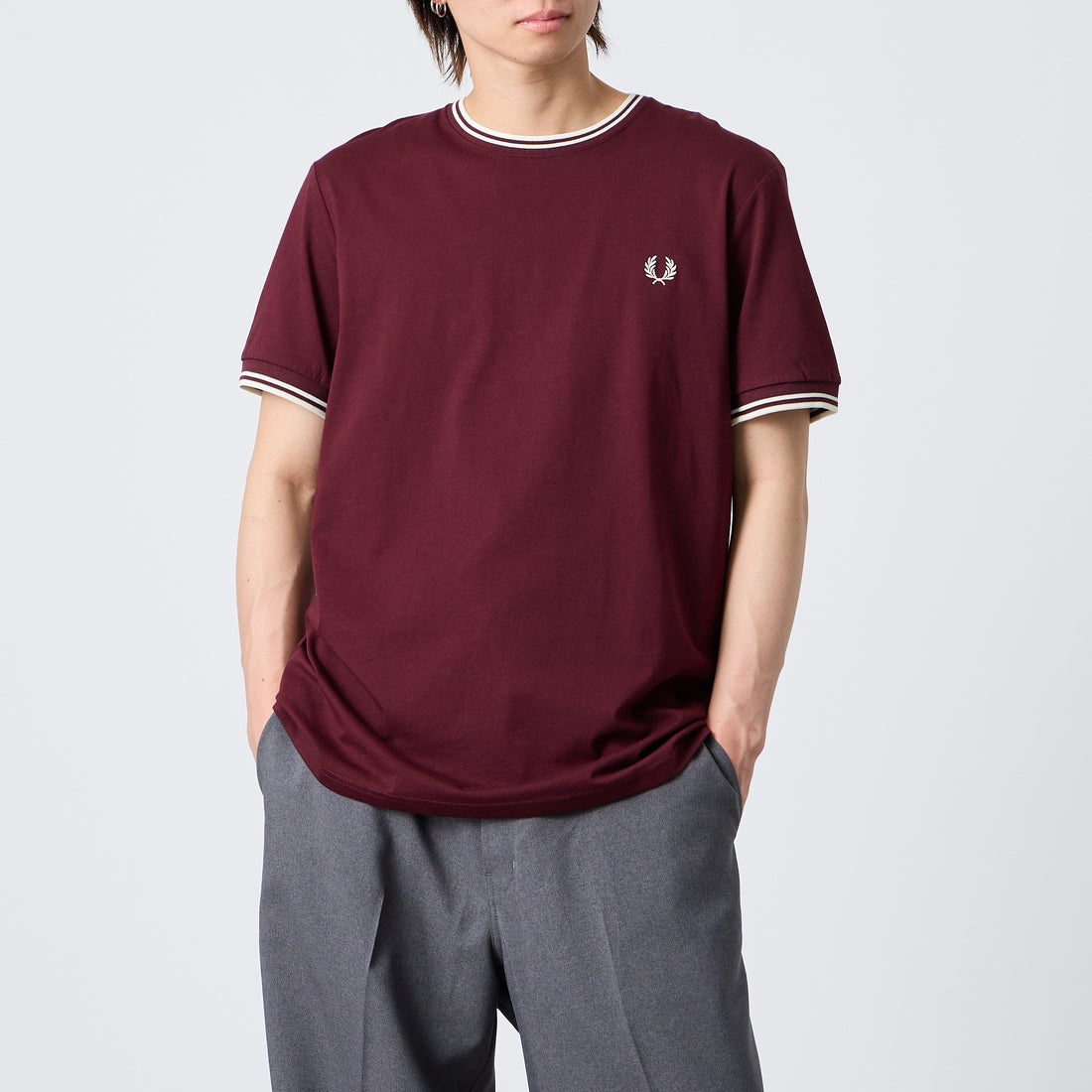 FRED PERRY [フレッドペリー] ツインティップ ショートスリーブTシャツ [M1588V] 64A OXBLOO &&モデル身長：177cm 着用サイズ：L&&