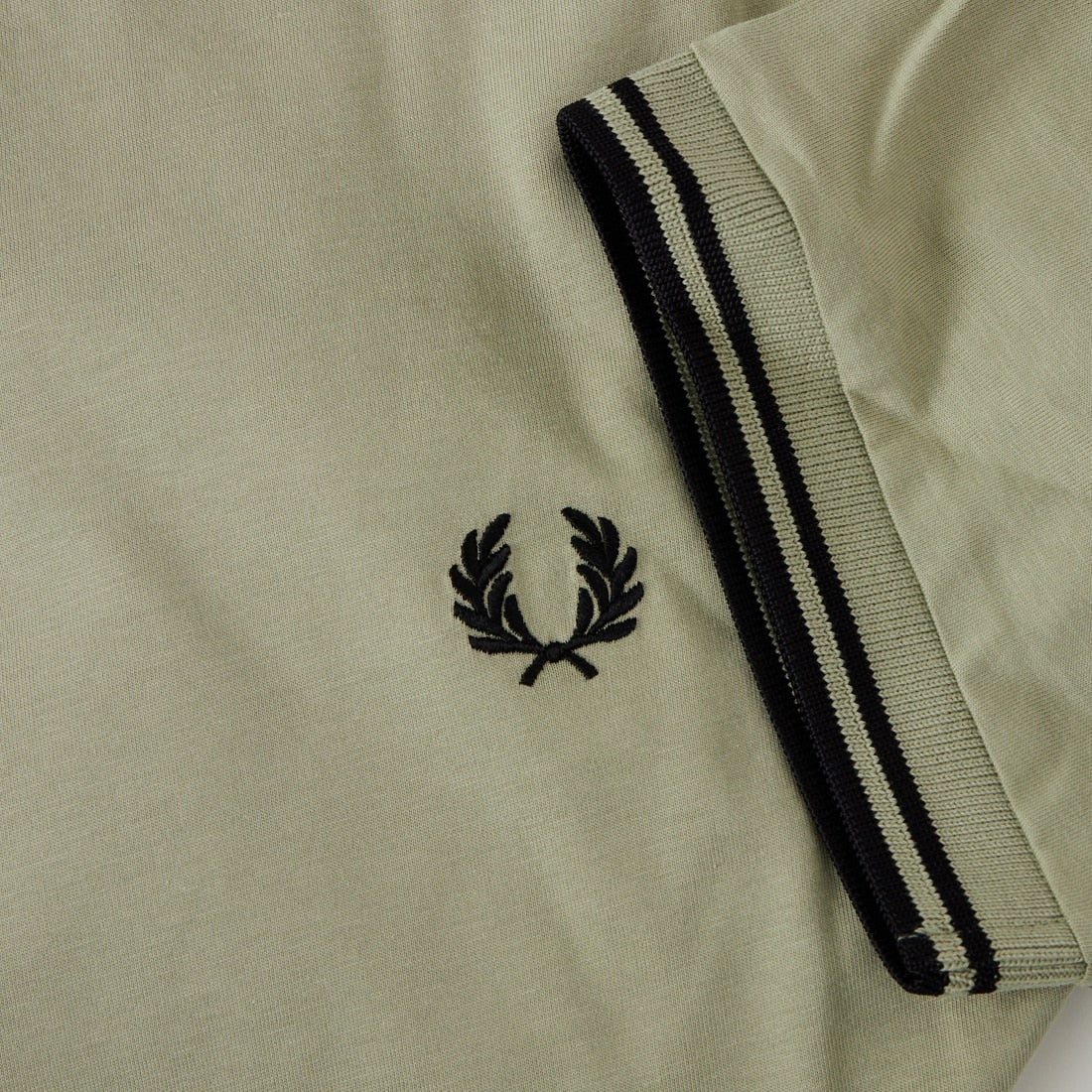 FRED PERRY [フレッドペリー] ツインティップ ショートスリーブTシャツ [M1588V] S23 SEAGRA