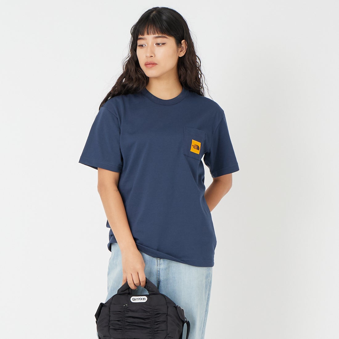 THE NORTH FACE [ザ ノースフェイス] ショートスリーブスクエアロゴポケットTシャツ [NT82541] UN &&モデル身長：162cm 着用サイズ：S&&