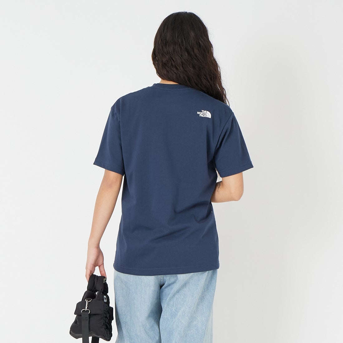 THE NORTH FACE [ザ ノースフェイス] ショートスリーブスクエアロゴポケットTシャツ [NT82541] UN &&モデル身長：162cm 着用サイズ：S&&