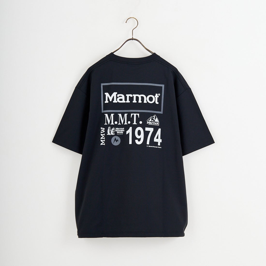 Marmot [マーモット] 別注 ドローコード付き ヒストリーロゴ バックプリントTシャツ [MTSS26MST336IN-JF] BLACK