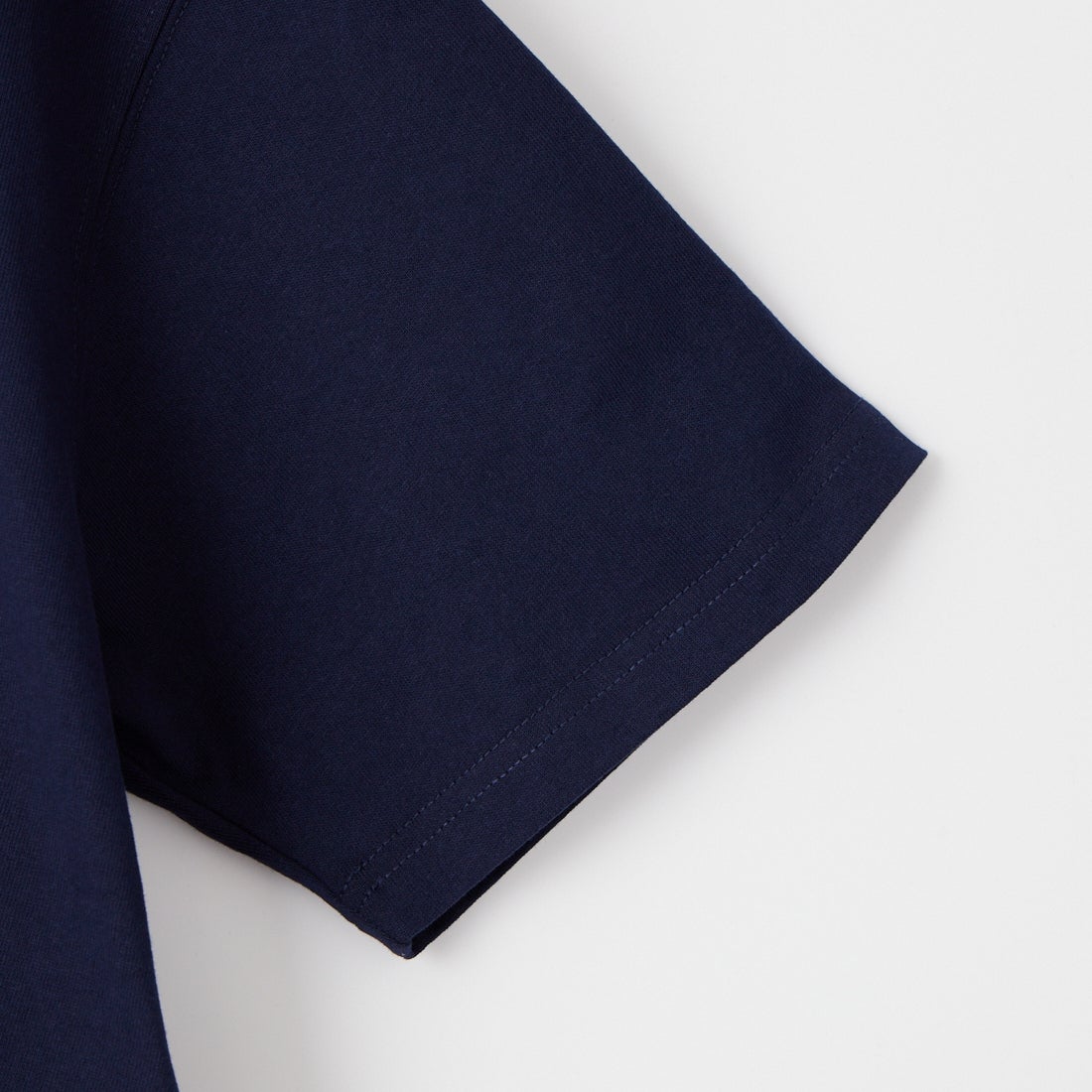 MANHATTAN PORTAGE [マンハッタンポーテージ] 別注 アーチプリントTシャツ [26SSMP-IN85-JF] NAVY